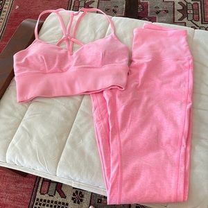 Alo Yoga Set